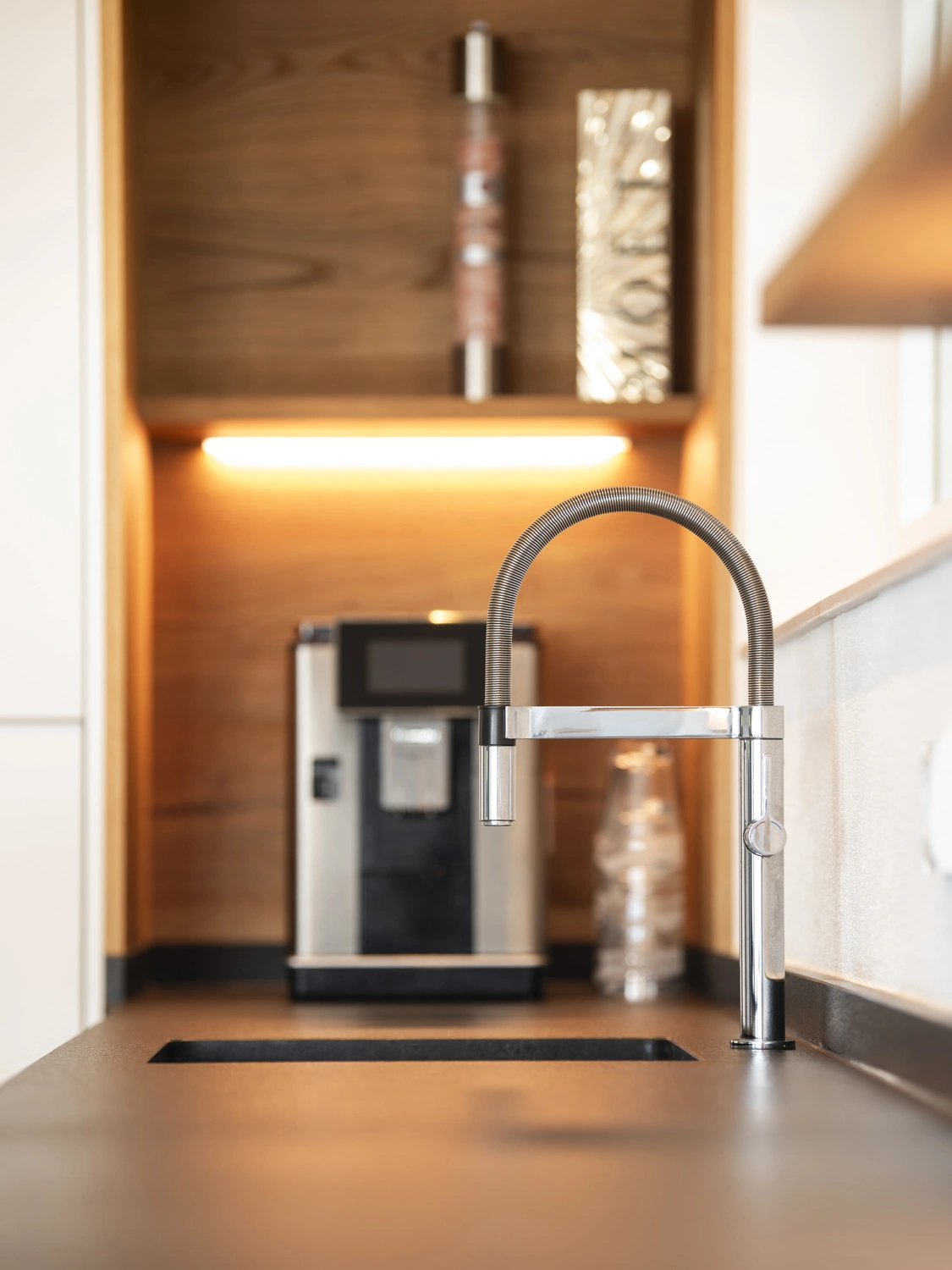 Gesamtansicht Küche mit Insel